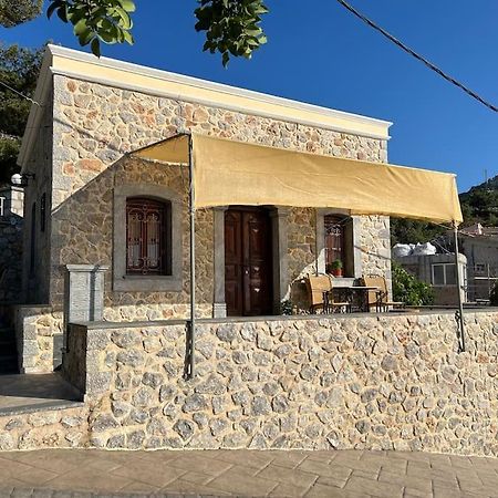 Panos Renos Studio, A Cozy Home By The Beach! Myrties Extérieur photo